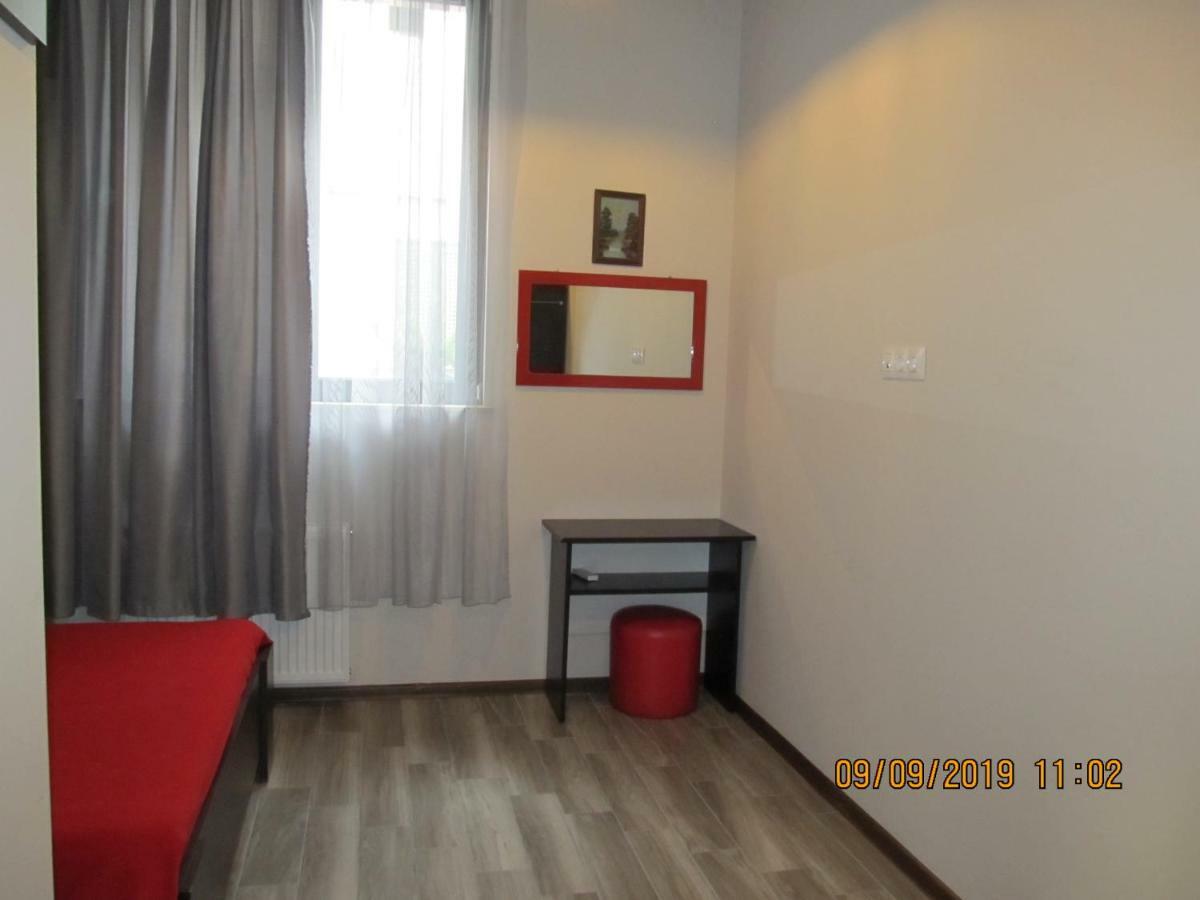 Guest House Lion Tbilisi Buitenkant foto